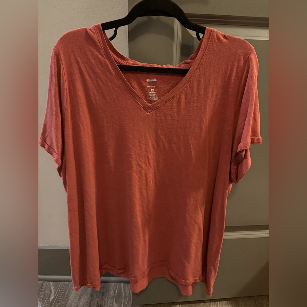 Sonoma Women's Short Sleeve V-Neck in Rust